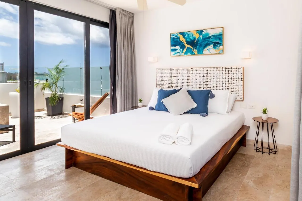 Luxurious And New 2 Bedroom Apartment With Private Jacuzzi Playa del Carmen