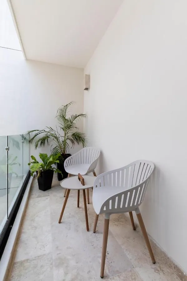 Luxurious And New 2 Bedroom Apartment With Private Jacuzzi Playa del Carmen